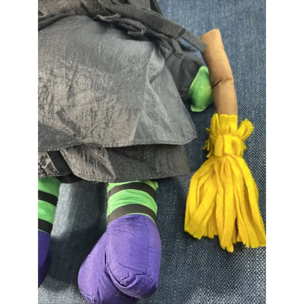Vintage Parachute Nylon Witch Stuffed Plush Halloween Decor 20" 1993 w Broom - Picture 9 of 13